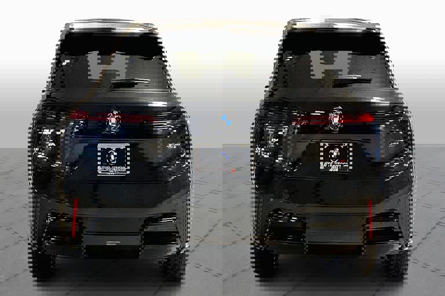 New 2026 BMW iX xDrive60 w/ M Sport Package image 4