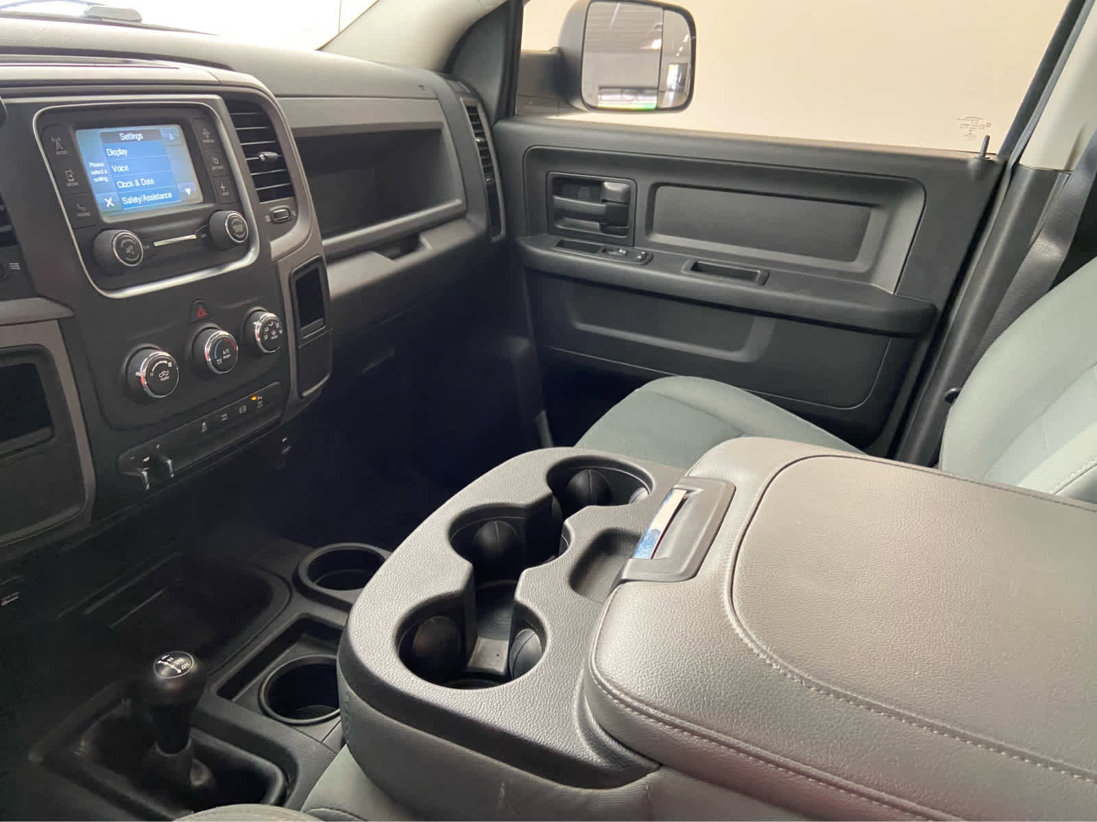 Used 2017 RAM 2500 Tradesman w/ Chrome Appearance Group image 29