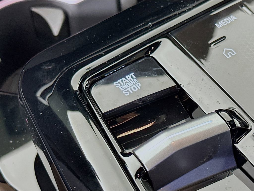 New 2026 BMW 530i xDrive w/ Premium Package image 19