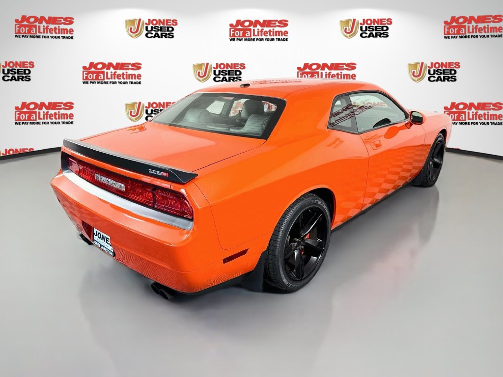 Used 2009 Dodge Challenger SRT8 w/ SRT Option Group II RWD image 15