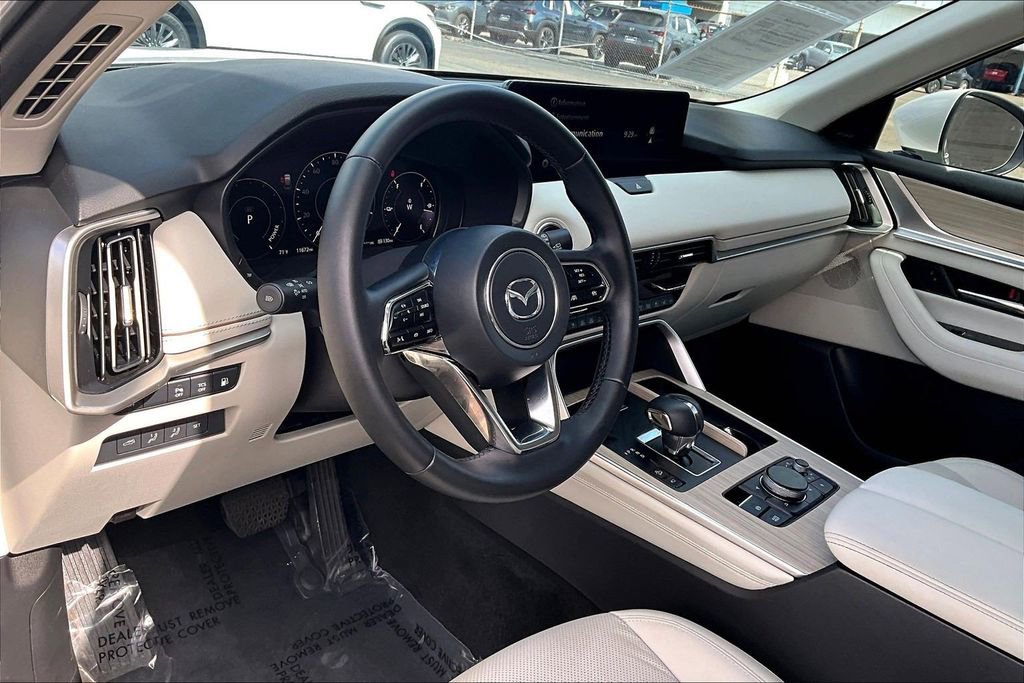 Certified 2025 MAZDA CX-90 Plug-In Hybrid w/ Premium Plus AWD/4WD image 9