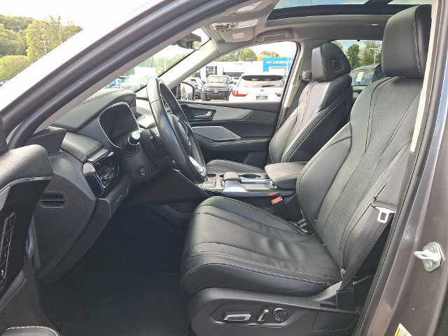 Used 2024 Acura MDX w/ Technology Package AWD/4WD image 2