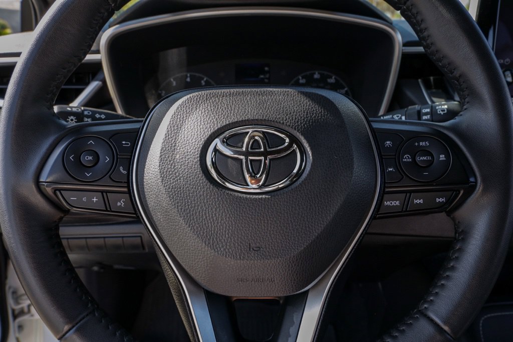Used 2025 Toyota Corolla SE FWD image 28