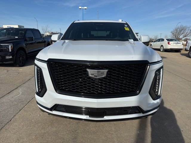 Used 2026 Cadillac Escalade Platinum Sport w/ LPO, ONYX Package image 10