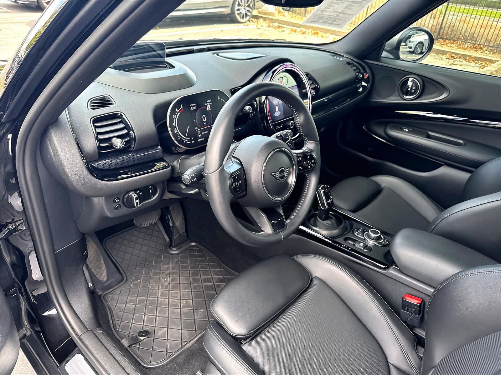 Used 2022 MINI Cooper Clubman S w/ Premium Package FWD image 19