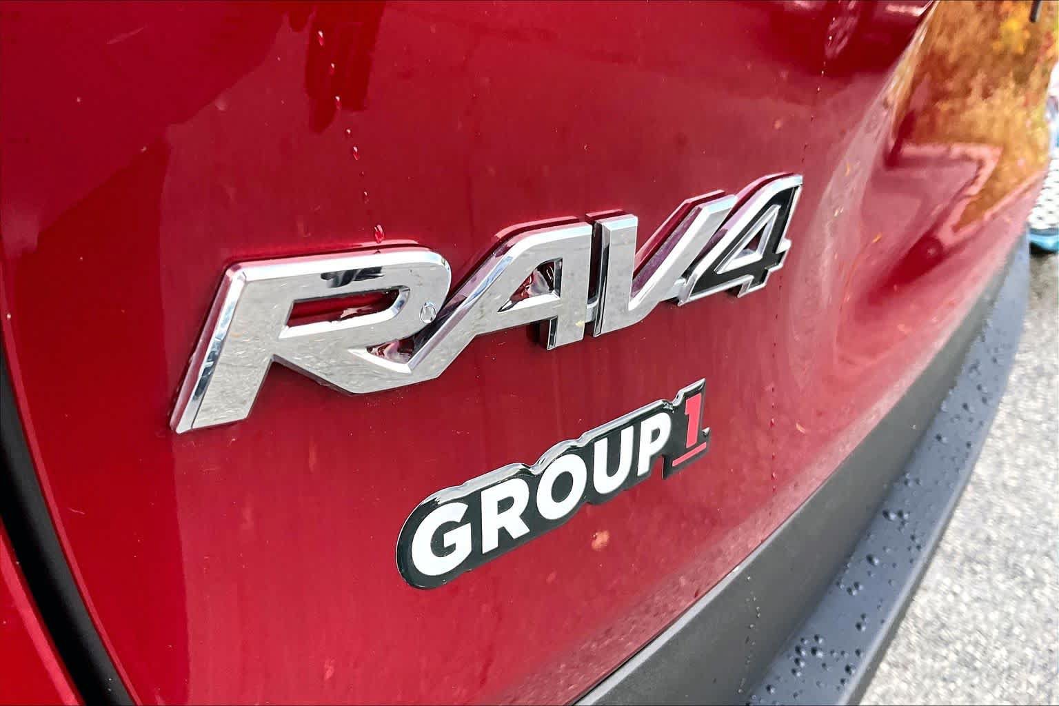 Used 2025 Toyota RAV4 XLE Premium AWD/4WD image 10
