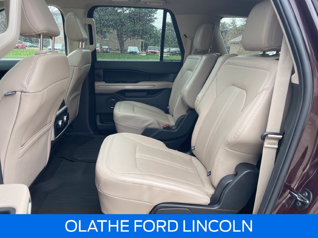 Used 2024 Ford Expedition Max Limited AWD/4WD image 29