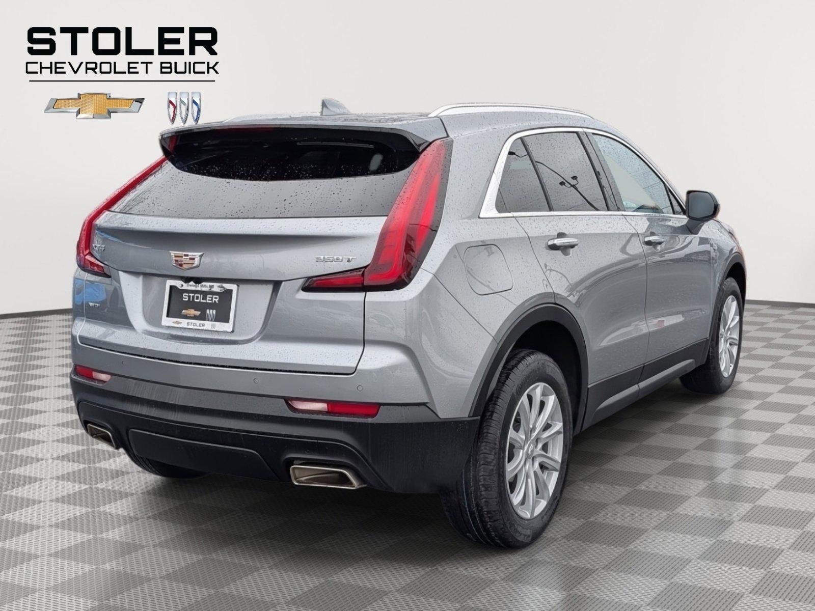 Used 2023 Cadillac XT4 Luxury w/ Cold Weather Package image 5