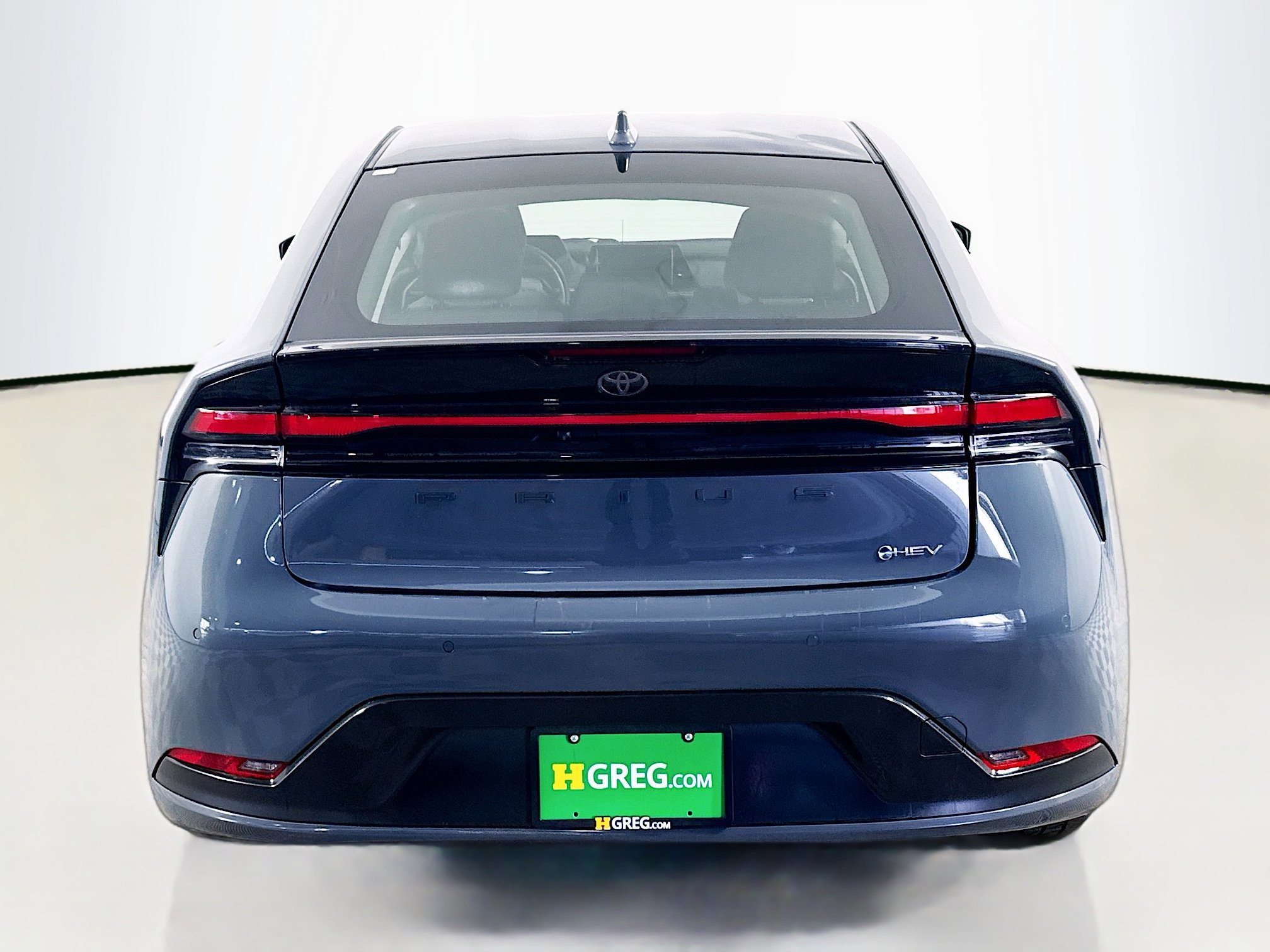 Used 2023 Toyota Prius LE image 8