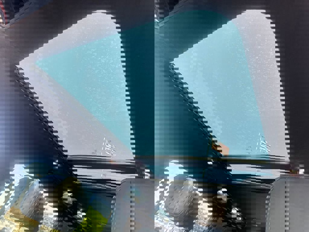 Used 2025 Land Rover Defender 110 Sedona Red Edition AWD/4WD image 19