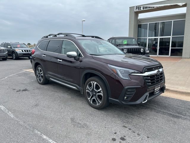 Used 2023 Subaru Ascent Touring image 3