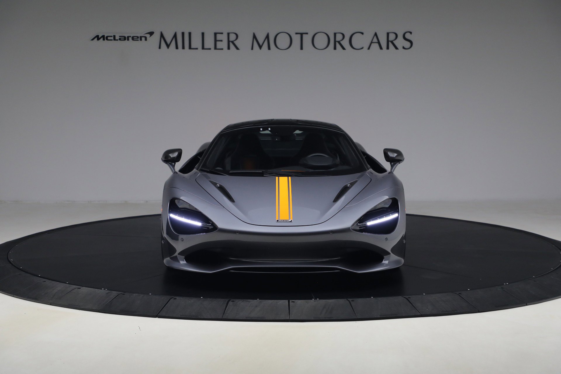 Used 2024 McLaren 750S image 12