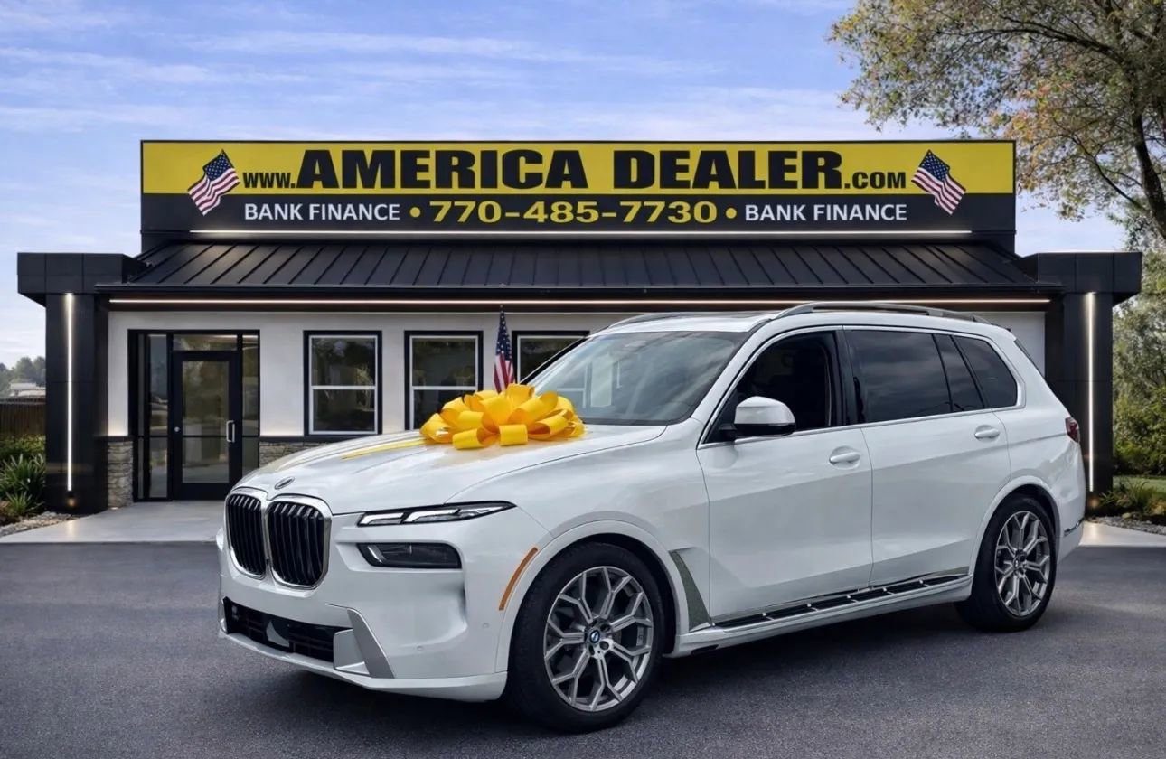 Used 2025 BMW X7 xDrive40i AWD/4WD image 1