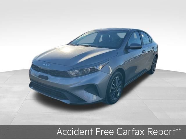 Certified 2024 Kia Forte LXS image 4