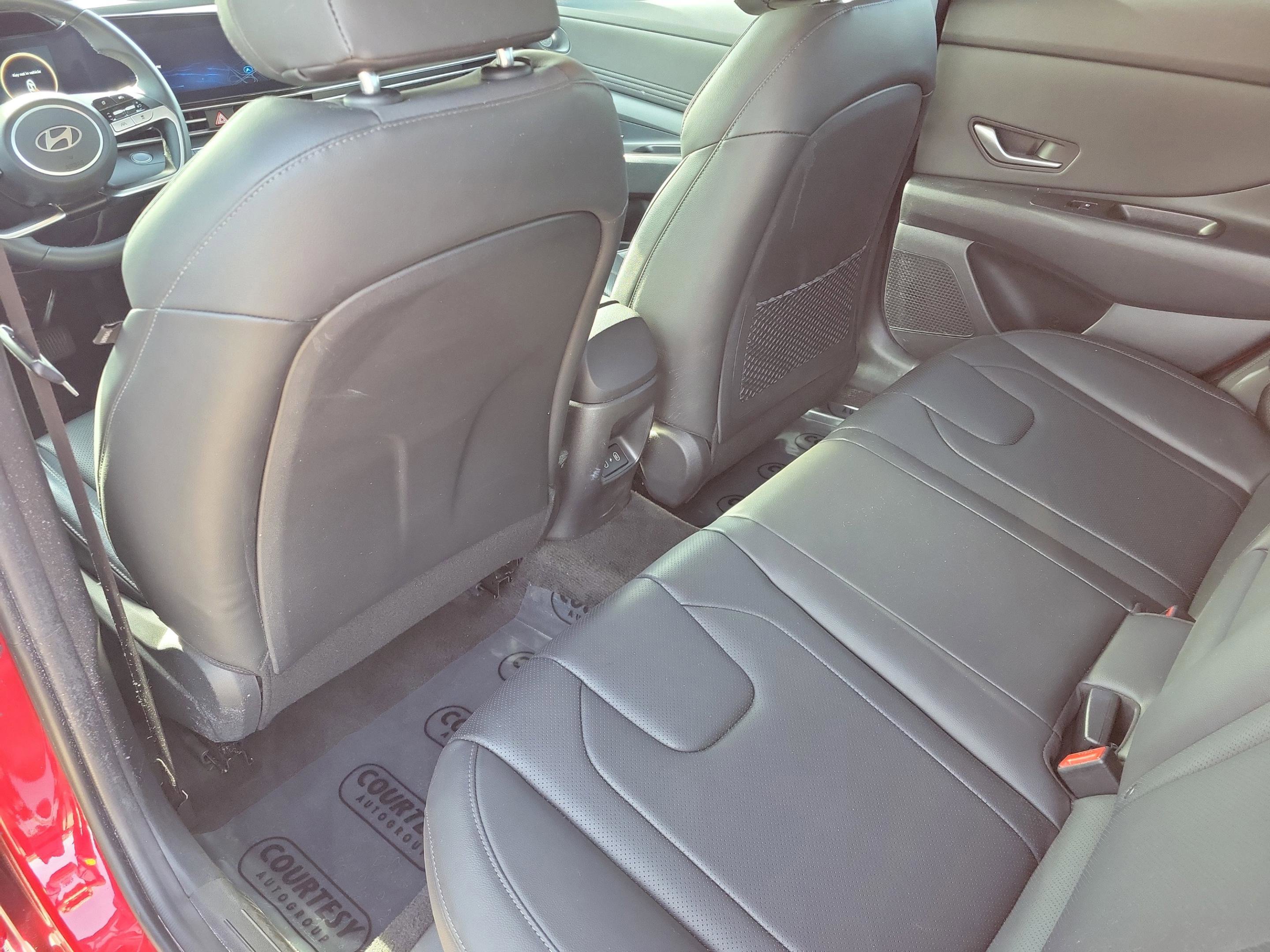 Certified 2024 Hyundai Elantra Limited image 6