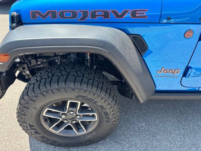 New 2026 Jeep Gladiator Mojave w/ Technology Group AWD/4WD image 7