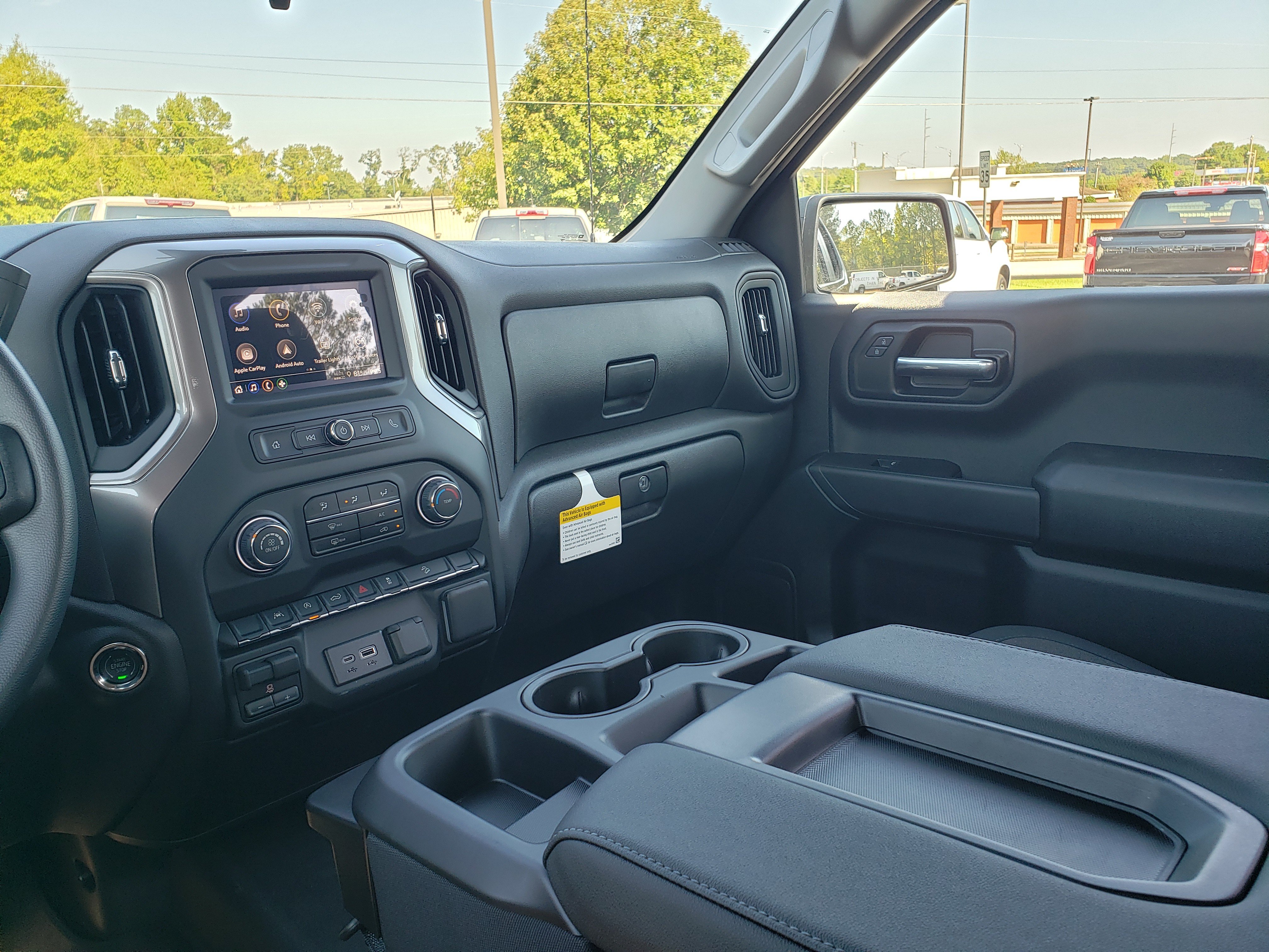 New 2026 Chevrolet Silverado 1500 Custom Trail Boss w/ LPO, Dark Essentials Package AWD/4WD image 18