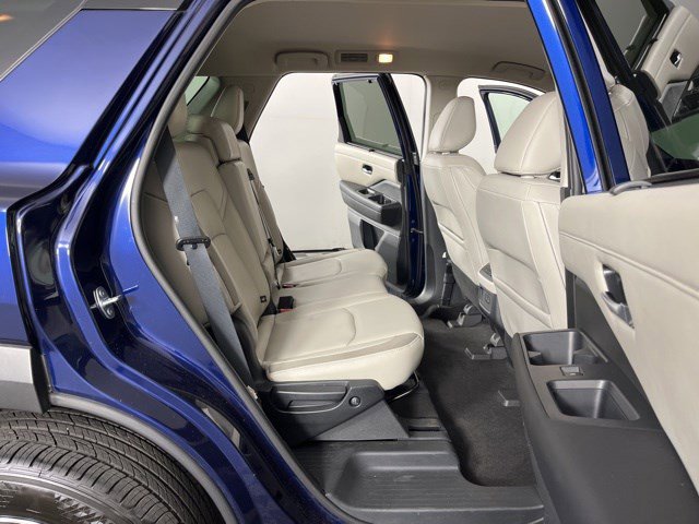 Used 2022 Nissan Pathfinder SL AWD/4WD image 43
