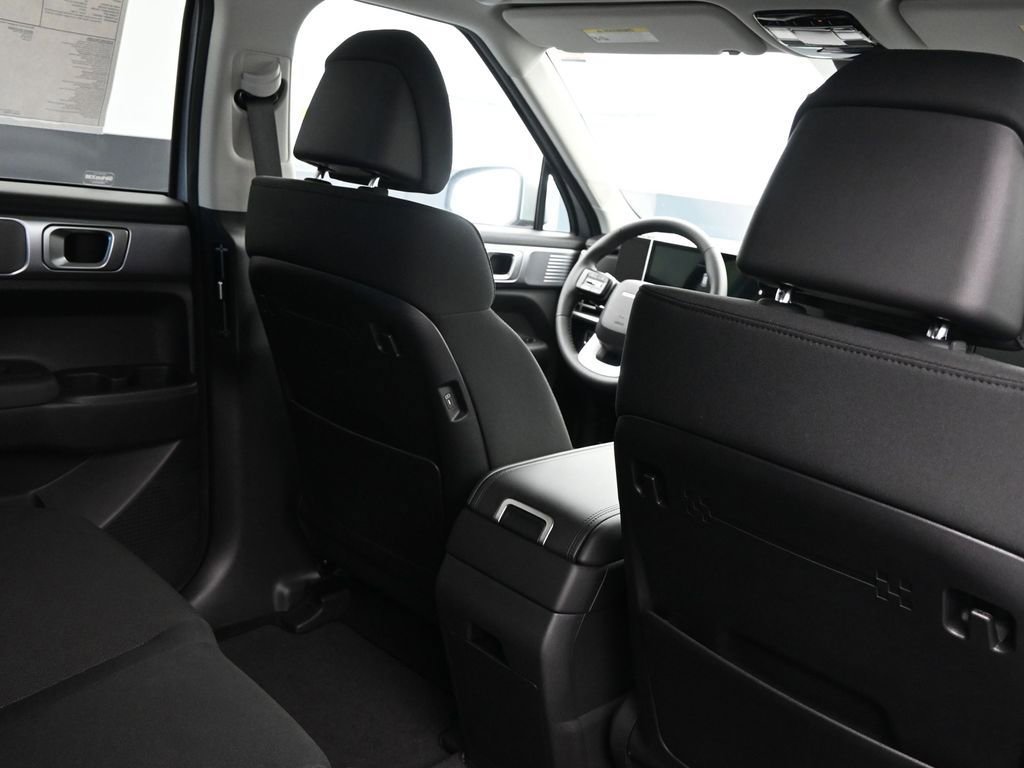 New 2026 Hyundai Santa Fe SE image 15