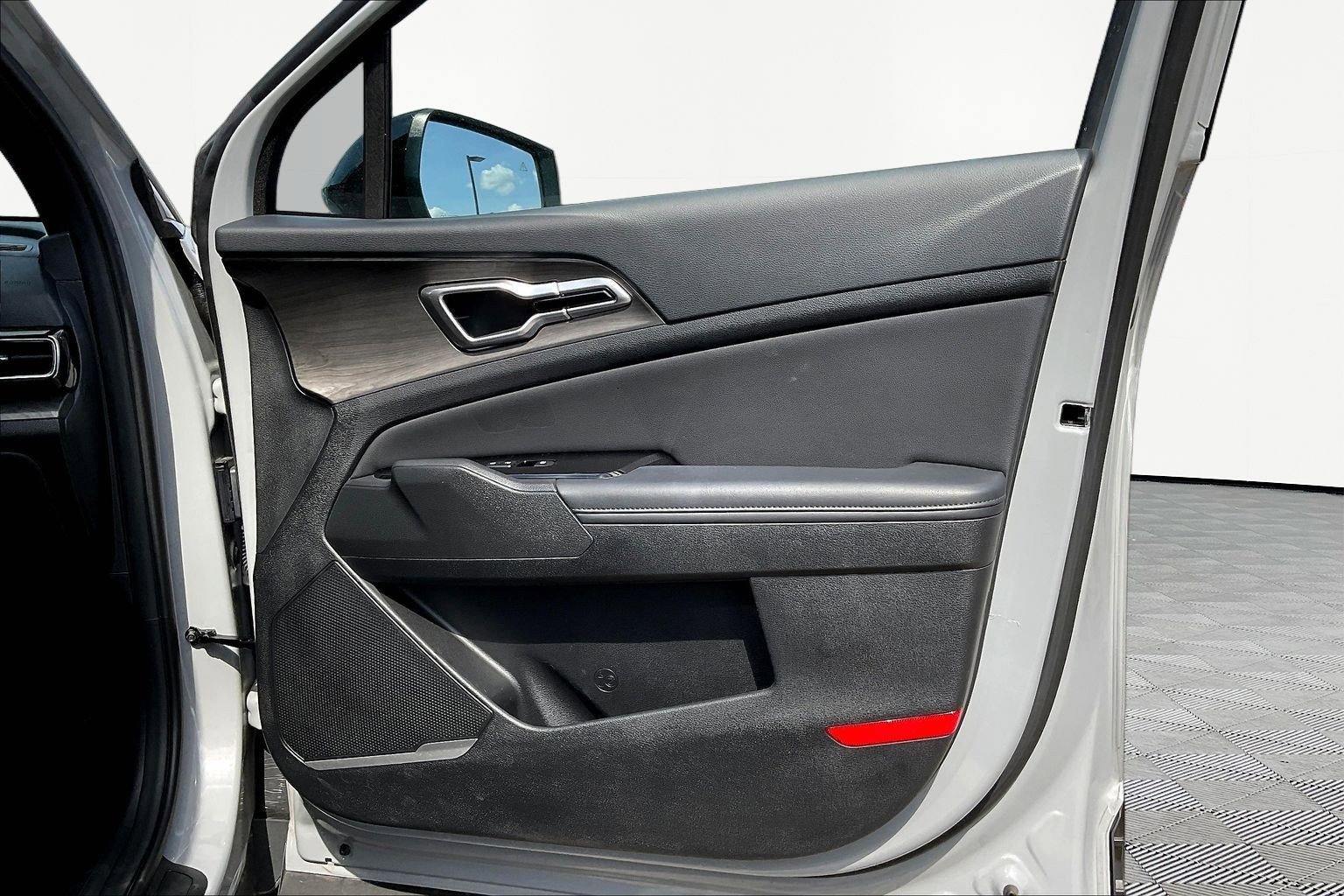 Used 2024 Kia Sportage X-Line w/ X-Line Premium Package image 29