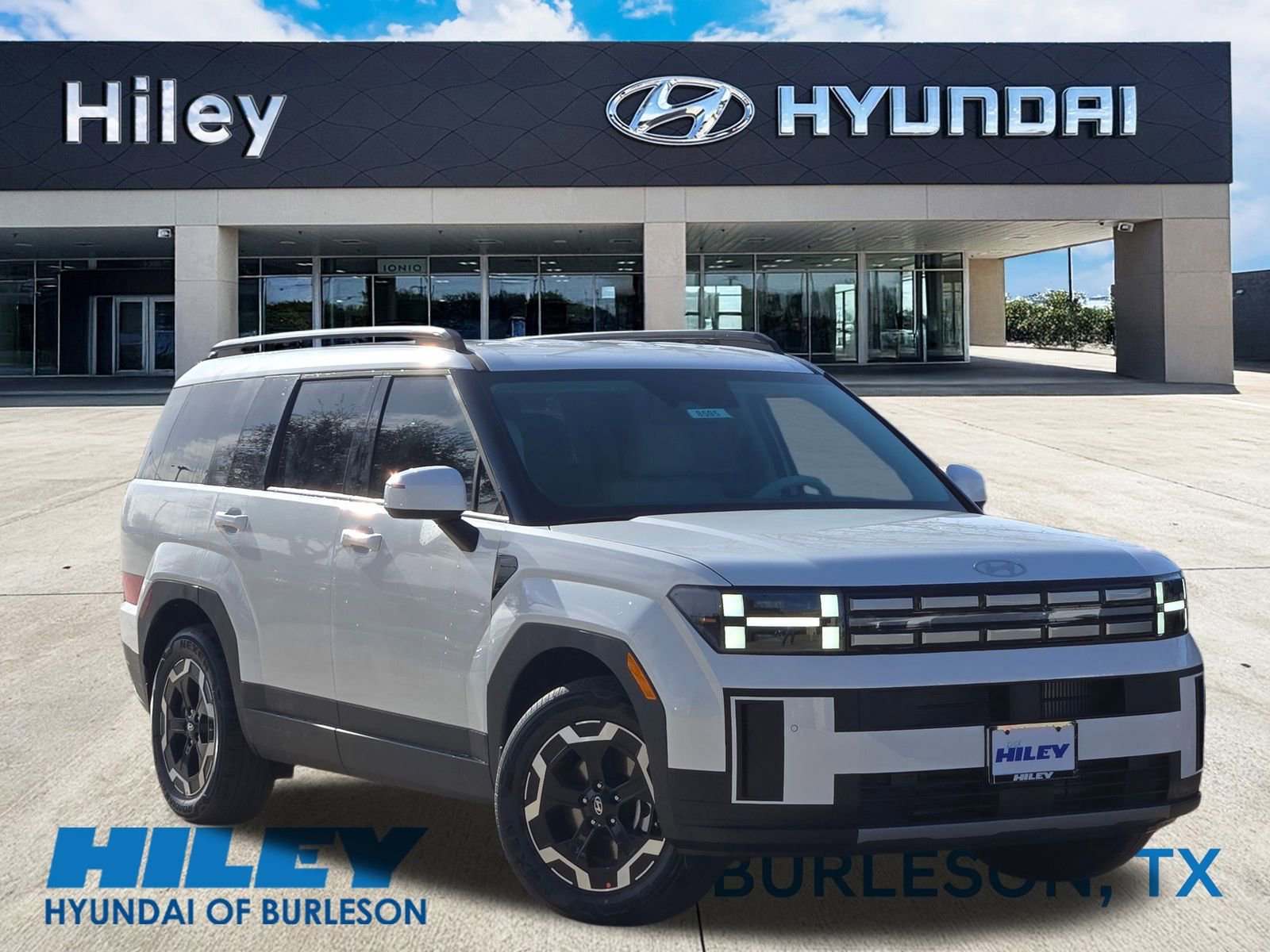 New 2026 Hyundai Santa Fe SEL image 1