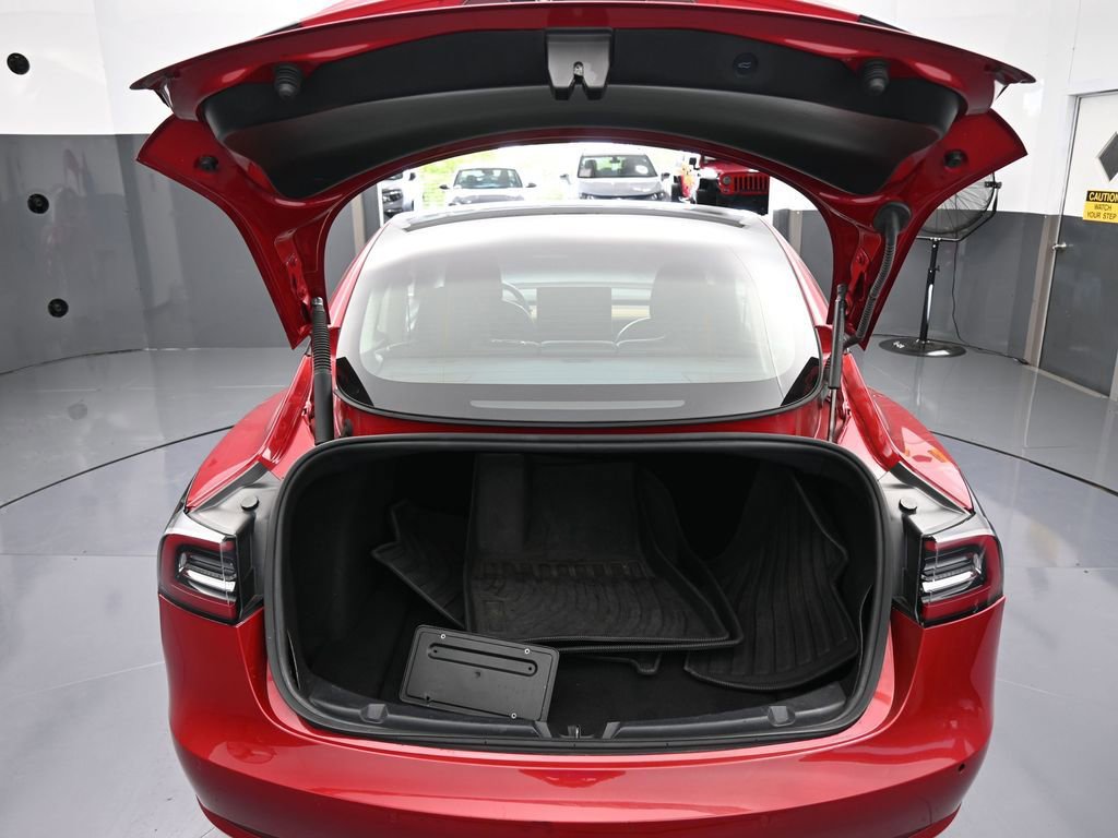 Used 2022 Tesla Model 3 Standard Range image 35
