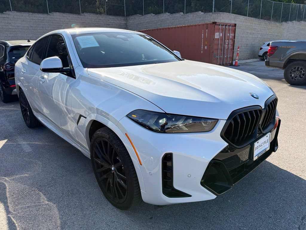 Certified 2026 BMW X6 xDrive40i w/ Climate Comfort Package AWD/4WD image 4
