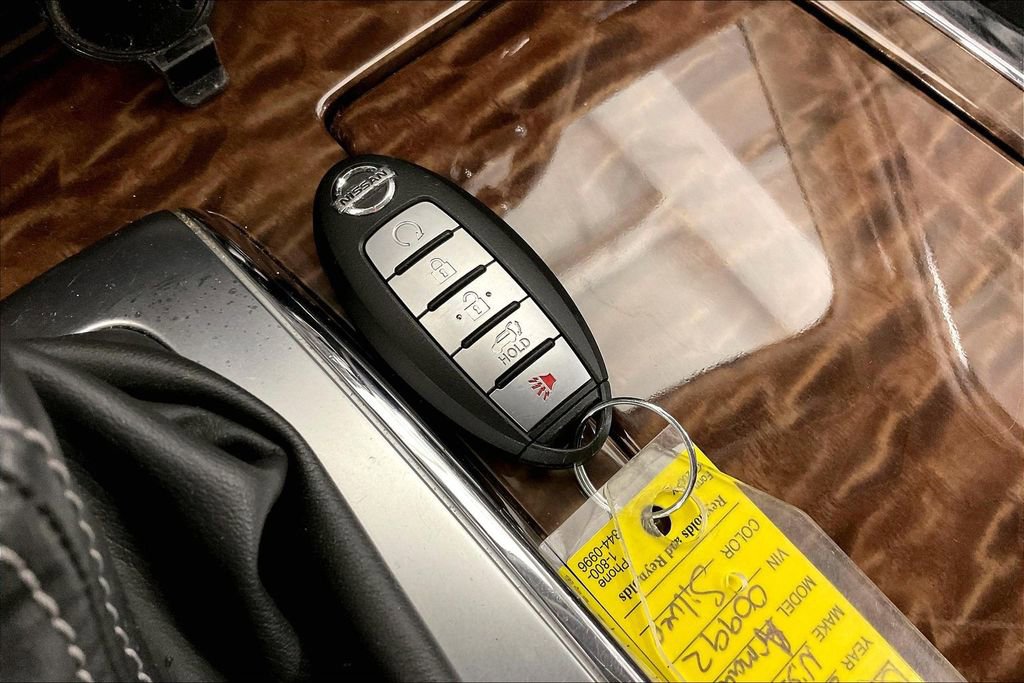 Used 2018 Nissan Armada SL w/ Premium Package image 12