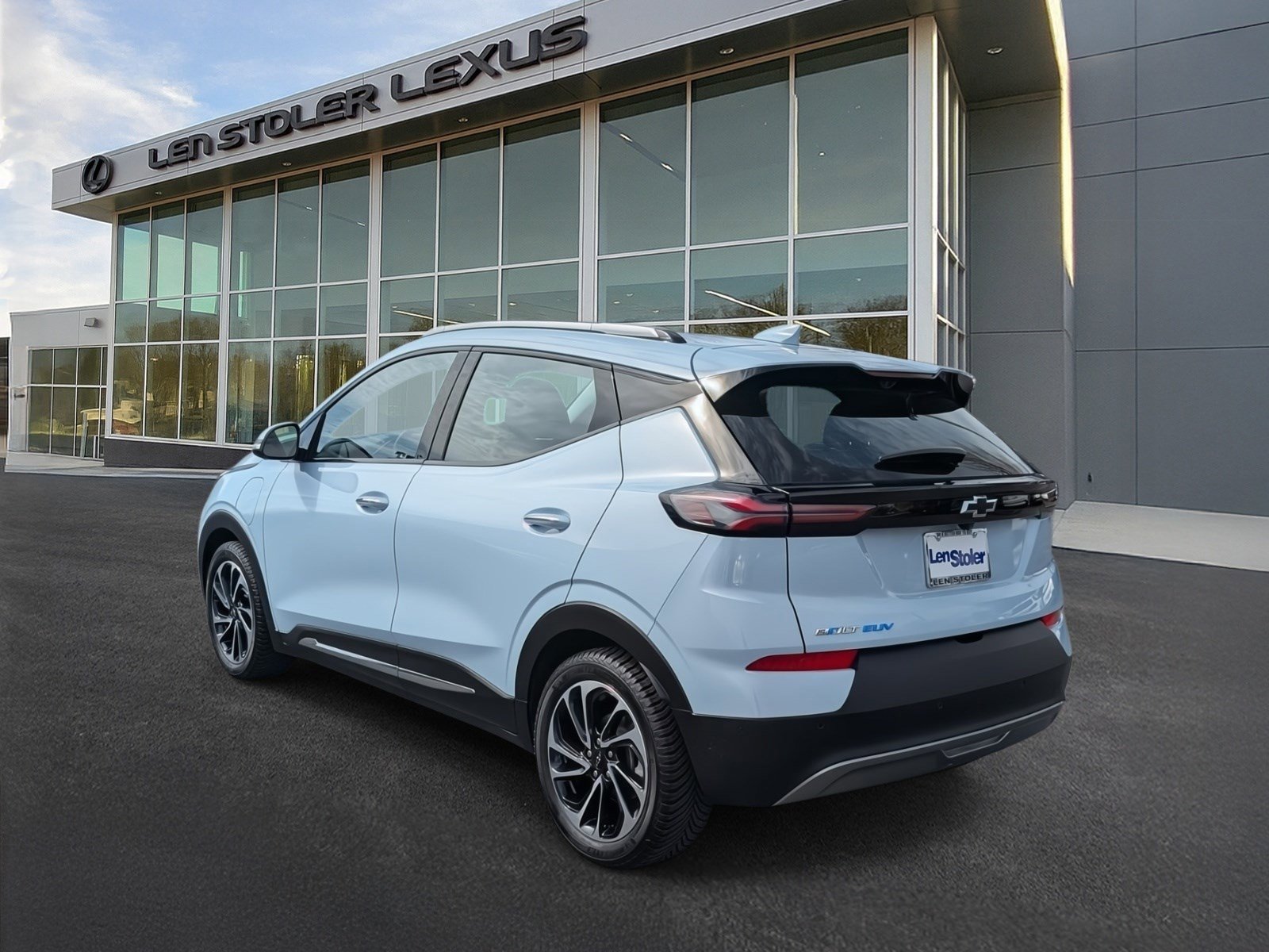Used 2023 Chevrolet Bolt EUV Premier image 5