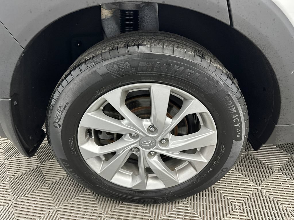 Used 2021 Hyundai Tucson SE w/ Cargo Package AWD/4WD image 17