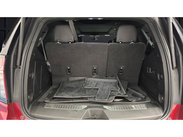 Used 2022 Chevrolet Tahoe Z71 w/ Luxury Package AWD/4WD image 27