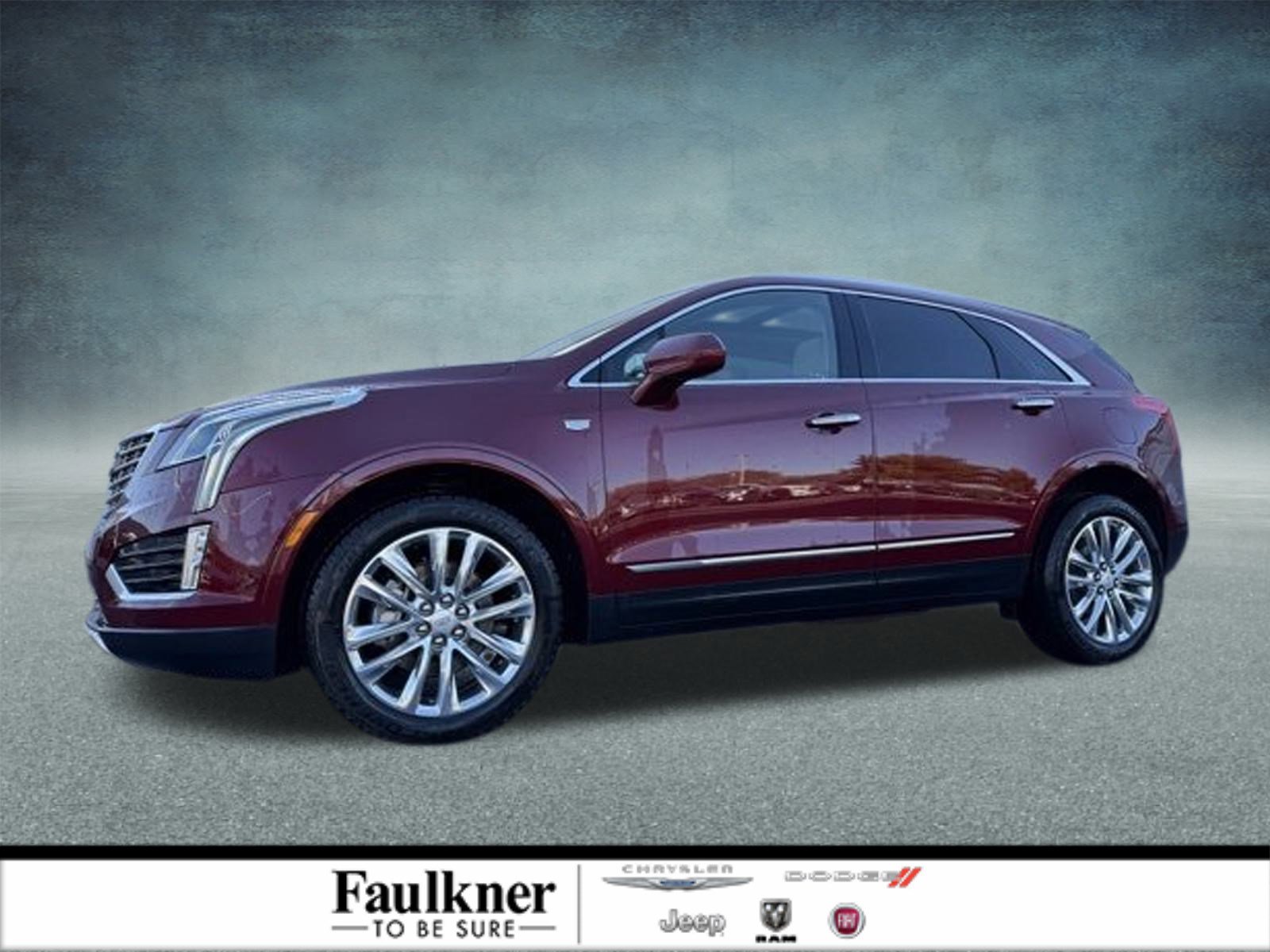Used 2017 Cadillac XT5 Platinum w/ Driver Assist Package image 1