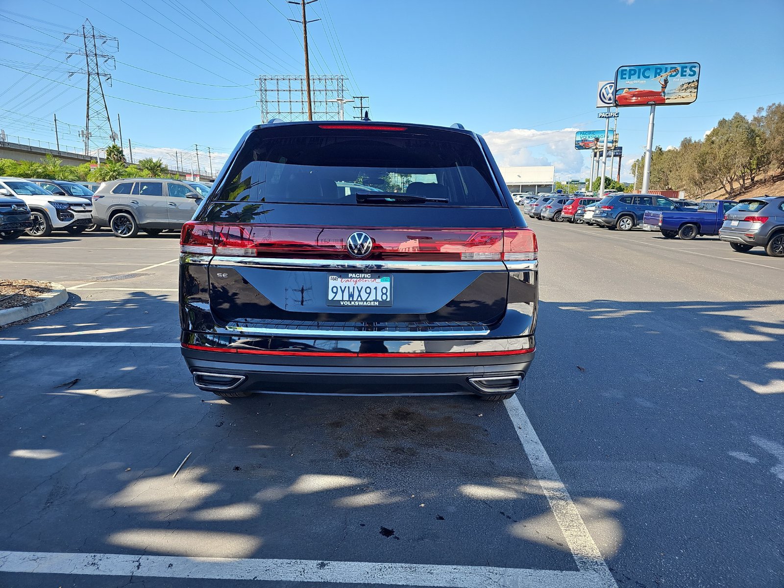 Used 2026 Volkswagen Atlas SE FWD image 6