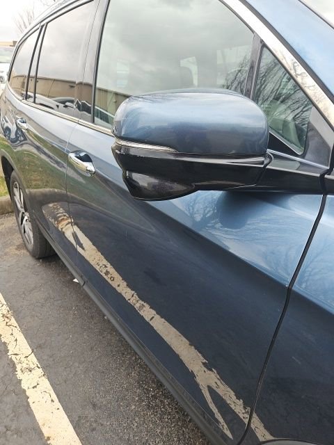 Used 2016 Honda Pilot Touring image 8