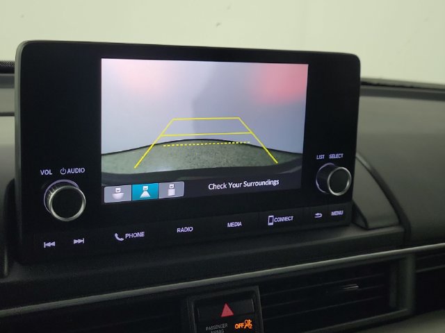 Used 2023 Honda Pilot LX image 31