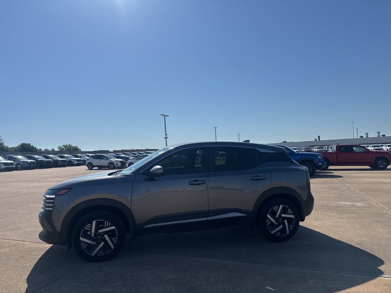 Certified 2025 Nissan Kicks SV w/ Charging Package FWD image 12