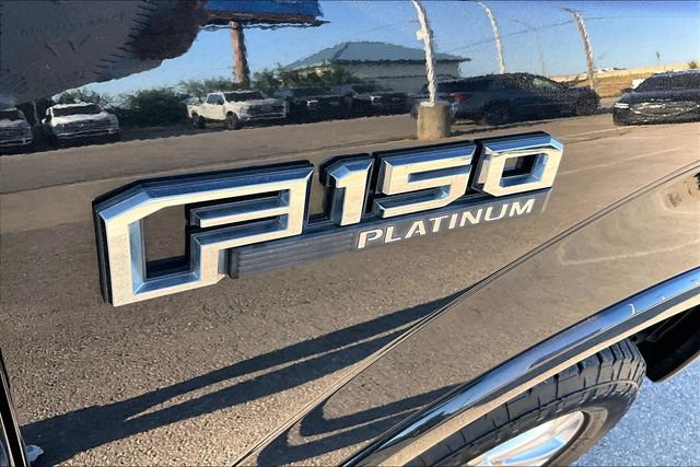 Used 2015 Ford F150 Platinum w/ Equipment Group 701A Luxury AWD/4WD image 28