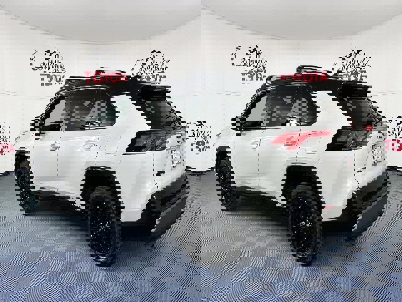 Used 2025 Toyota RAV4 XSE image 5