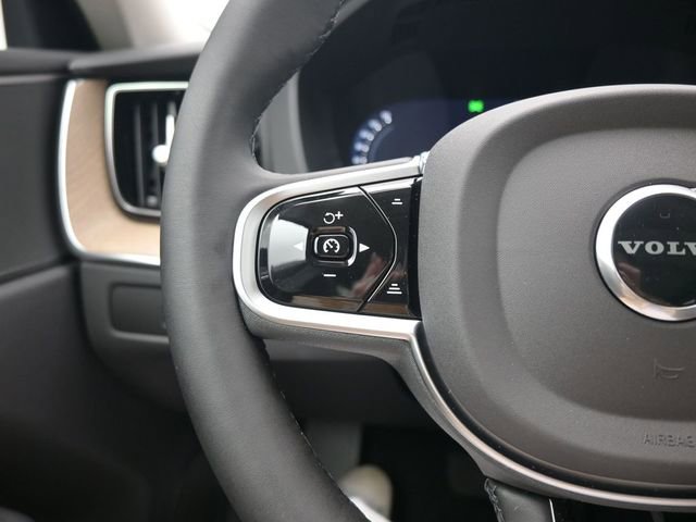 New 2026 Volvo XC60 B5 Core w/ Climate Package image 25