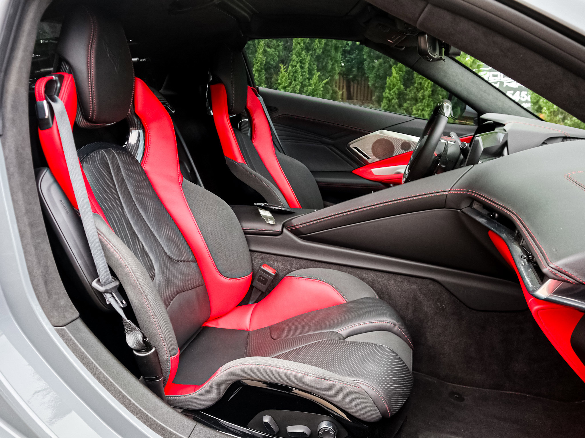 Used 2024 Chevrolet Corvette Z06 RWD image 31