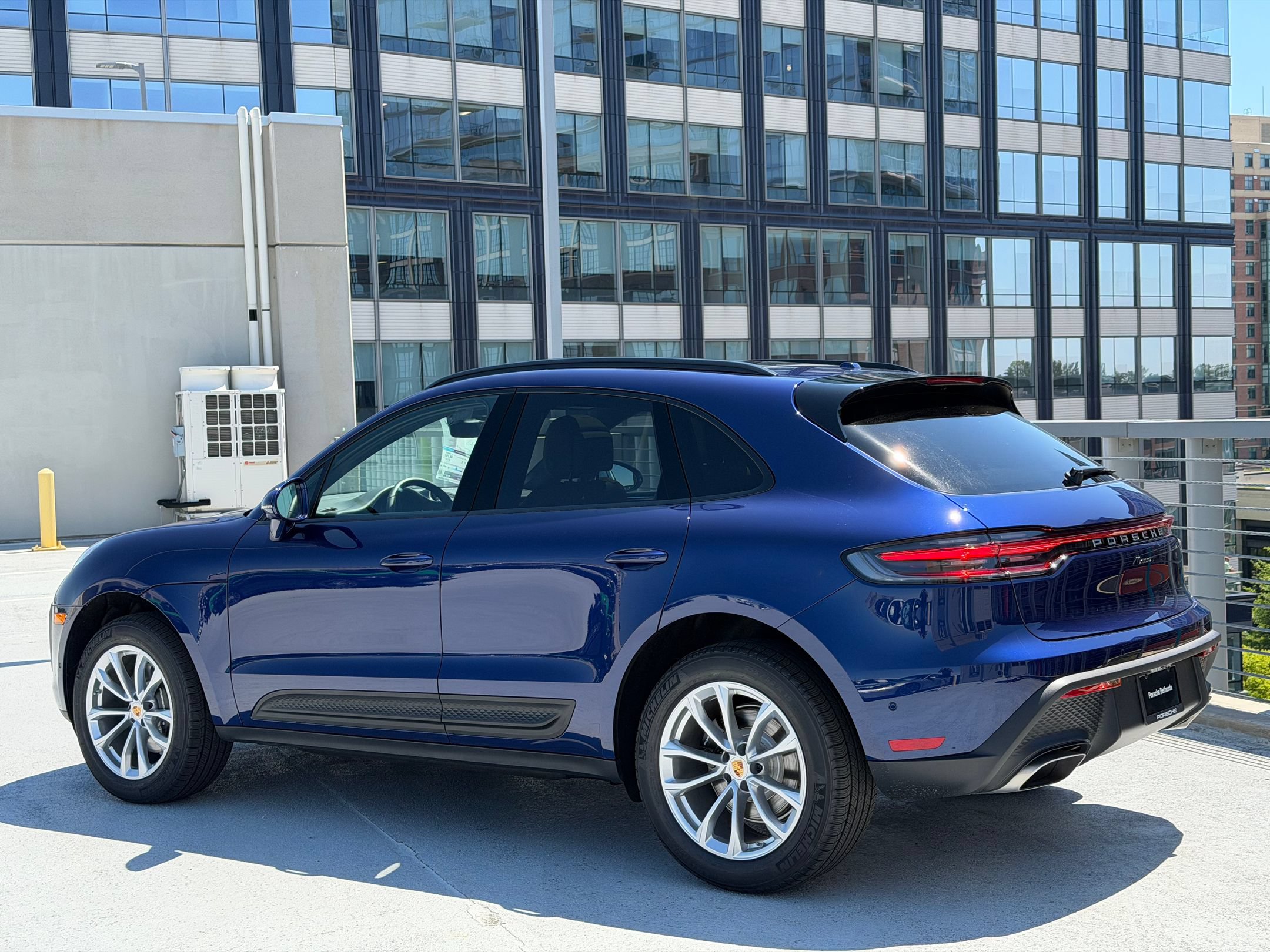 New 2026 Porsche Macan AWD/4WD image 3