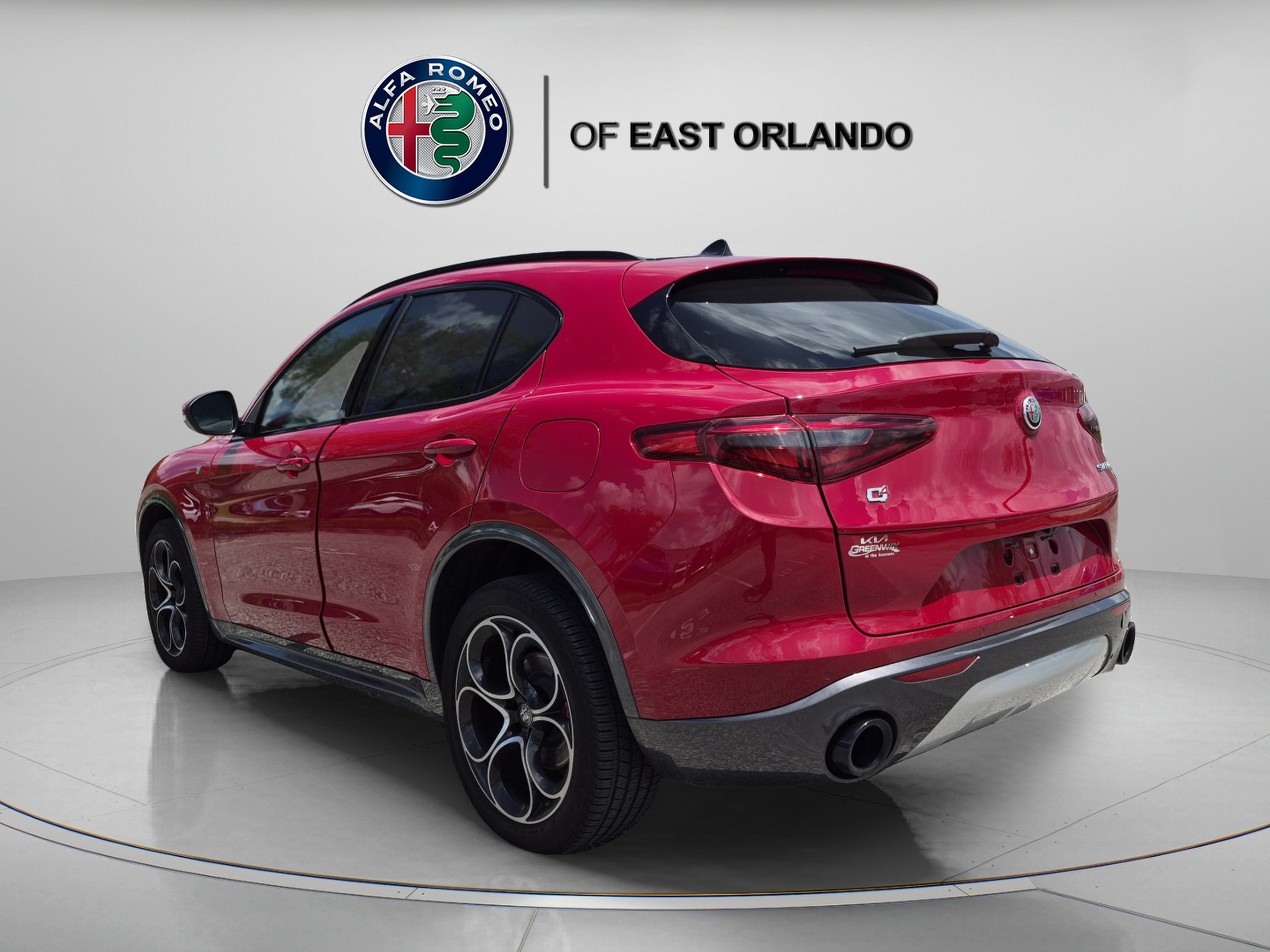 Used 2023 Alfa Romeo Stelvio Ti w/ Active Assist Plus Package AWD/4WD image 5