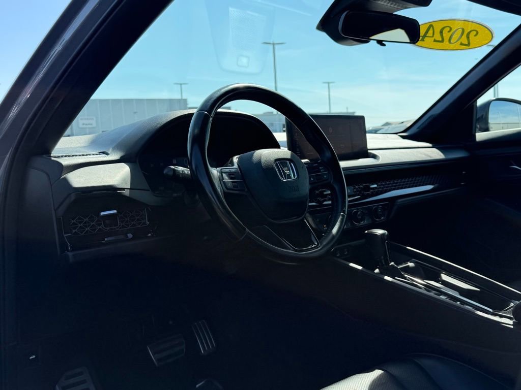 Used 2024 Honda Accord Sport image 11