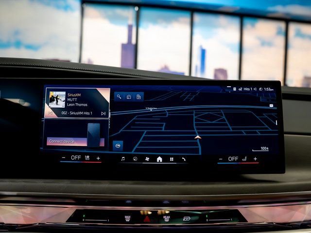 Used 2026 BMW 740i xDrive image 18