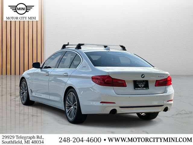 Used 2018 BMW 530e xDrive w/ Premium Package 2 AWD/4WD image 5