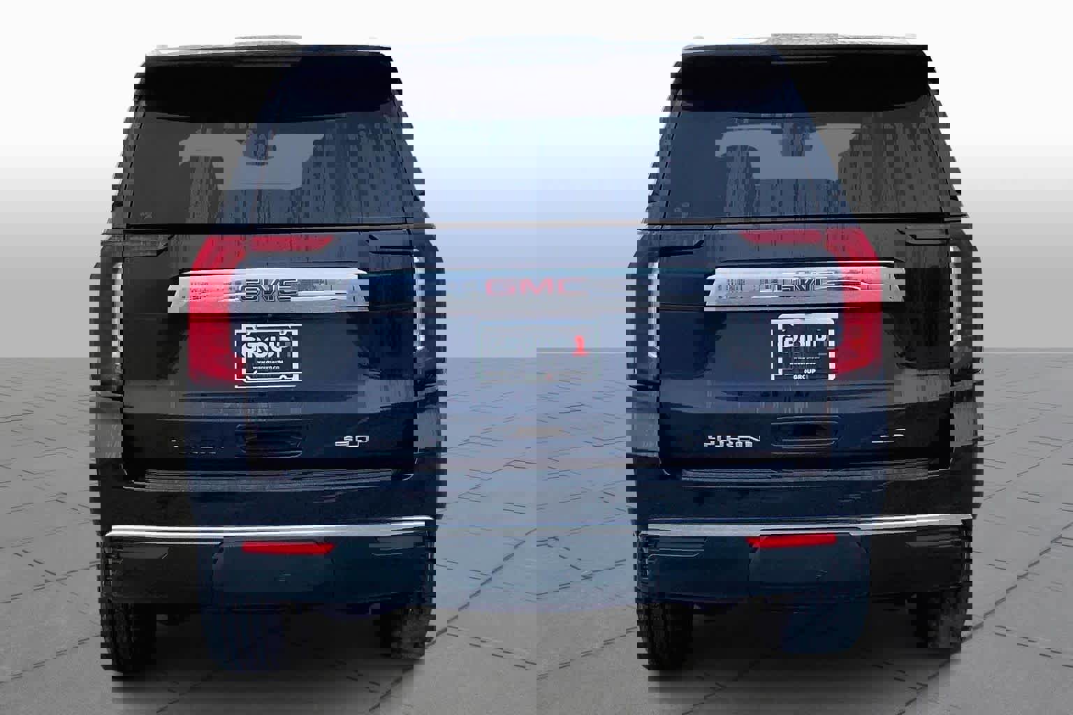 Used 2024 GMC Yukon SLT image 5