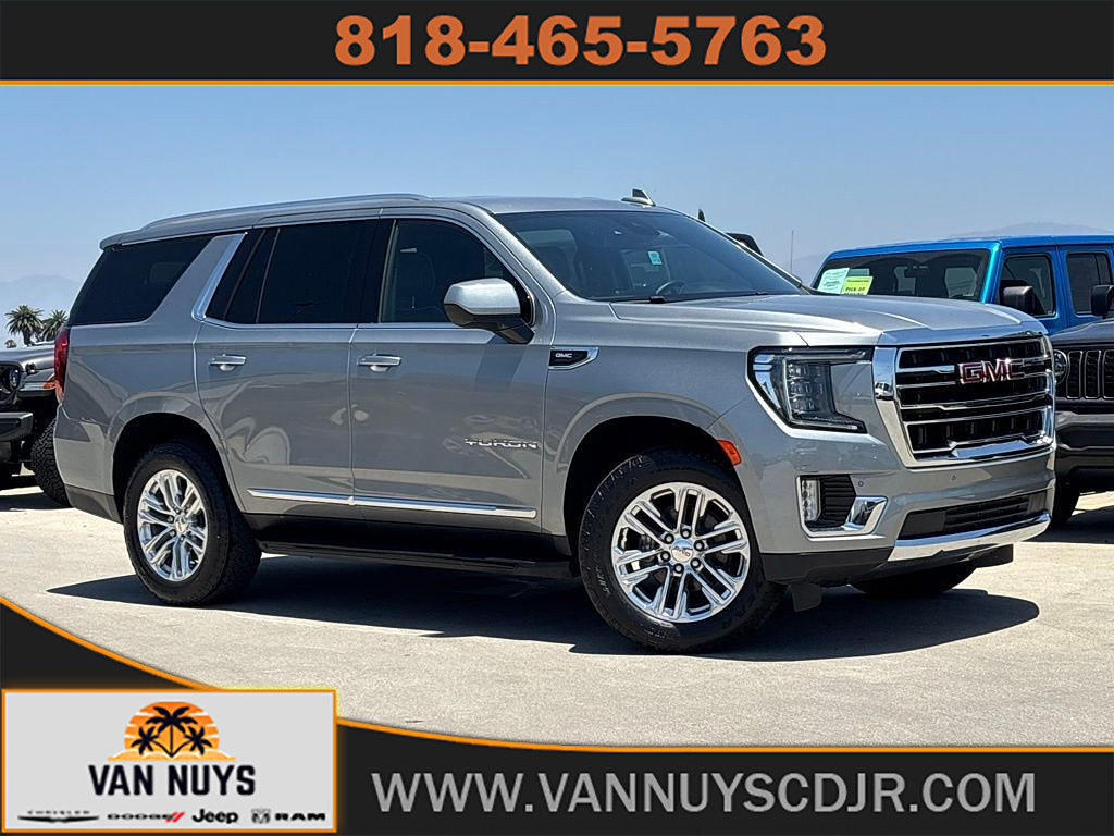 Used 2024 GMC Yukon SLT AWD/4WD image 1