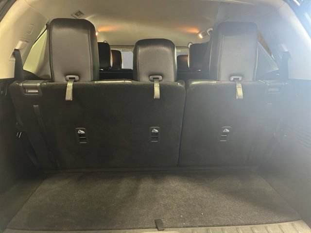 Used 2023 Nissan Pathfinder SL AWD/4WD image 18