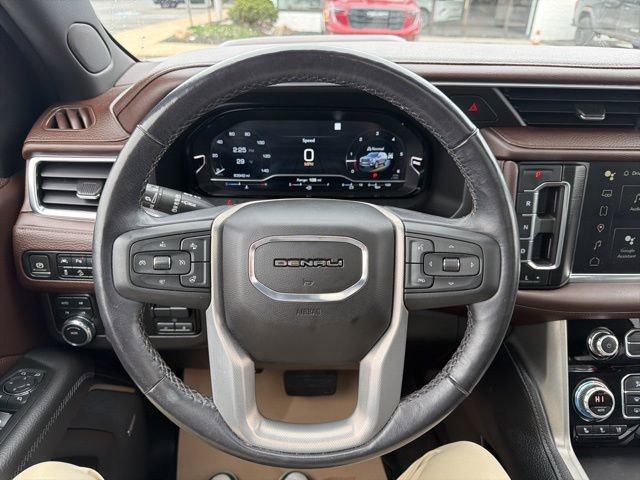 Used 2022 GMC Yukon Denali w/ Advanced Technology Package image 35
