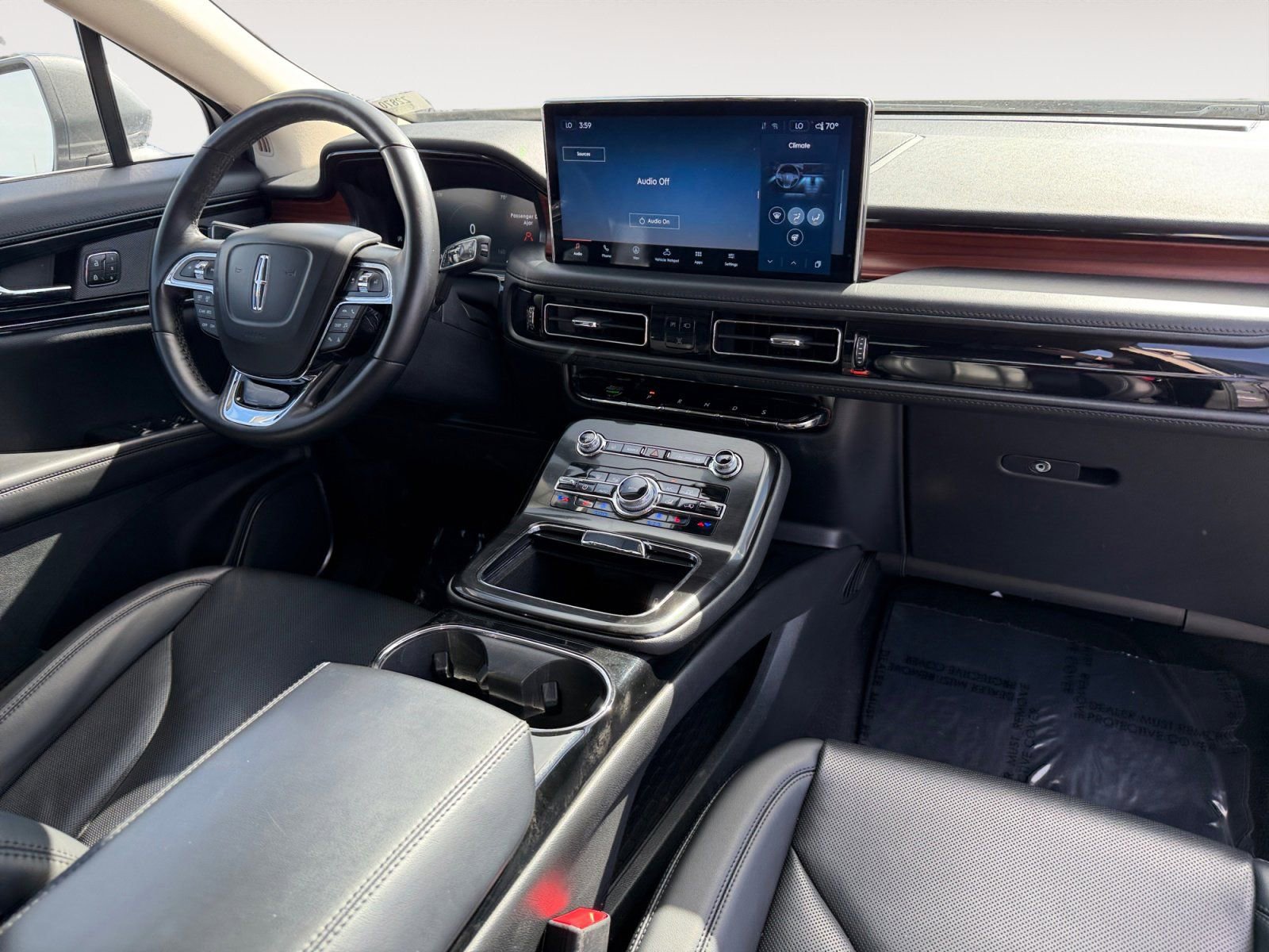 Certified 2023 Lincoln Nautilus Reserve w/ Luxury Package image 10